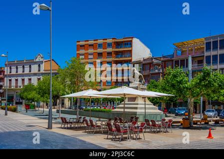 Astorga, Spanien, 9. Juni 2022: Blick auf eine Straße in der Altstadt von Astorga, Spanien. Stockfoto