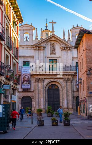 Valladolid, Spanien, 7. Juni 2022: Iglesia de la Santa Vera Cruz in Valladolid, Spanien. Stockfoto