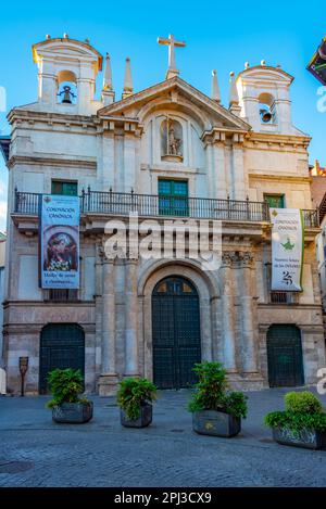 Valladolid, Spanien, 6. Juni 2022: Iglesia de la Santa Vera Cruz in Valladolid, Spanien. Stockfoto