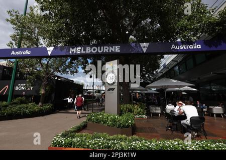 Melbourne, Australien. 31. März 2023. Paddock-Atmosphäre. Großer Preis Australiens, Freitag, 31. März 2023. Albert Park, Melbourne, Australien. Kredit: James Moy/Alamy Live News Stockfoto