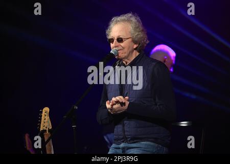 Der italienische Songwriter Fabio Concato trat während seiner Theatertour im Teatro Duse auf. Bologna, Italien, 30. März 2023 - Foto : Michele Nucci Stockfoto