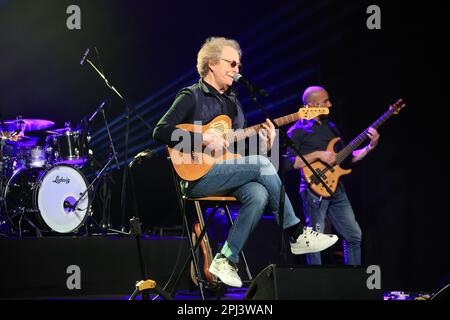 Der italienische Songwriter Fabio Concato trat während seiner Theatertour im Teatro Duse auf. Bologna, Italien, 30. März 2023 - Foto : Michele Nucci Stockfoto