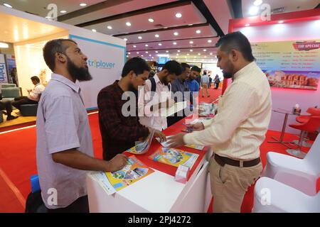 Die dreitägige Reise- und Tourismusmesse in Bangladesch beginnt im Bangabandhu International Conference Centre in Dhaka, das von den Reiseveranstaltern A organisiert wird Stockfoto