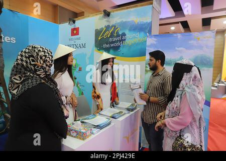 Die dreitägige Reise- und Tourismusmesse in Bangladesch beginnt im Bangabandhu International Conference Centre in Dhaka, das von den Reiseveranstaltern A organisiert wird Stockfoto