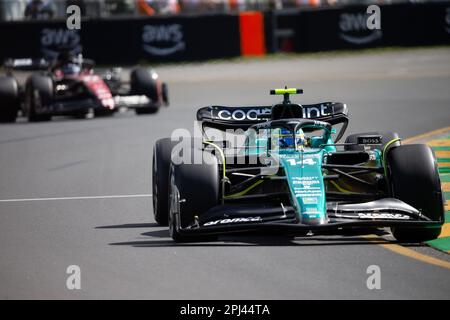Melbourne, Australien, 31. März 2023. Fernando Alonso (14) fährt für das Aston Martin Aramco Cognizant F1 Team während der Formel-1-Übung beim australischen Formel-1-Grand Prix am 31. März 2023 auf der Melbourne Grand Prix Circuit in Albert Park, Australien. Kredit: Dave Hewison/Speed Media/Alamy Live News Stockfoto