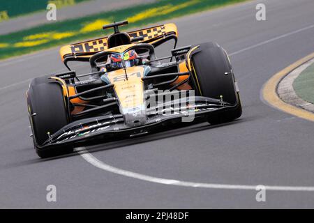 Melbourne, Australien, 31. März 2023. Oscar Piastri (81), der am 31. März 2023 beim australischen Formel-1-Grand-Prix für das McLaren-F1-Team antritt, der Melbourne Grand-Prix-Rennstrecke in Albert Park, Australien. Kredit: Ivica Glavas/Speed Media/Alamy Live News Stockfoto