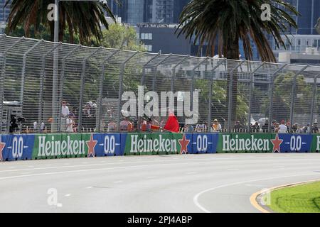 31. März 2023, Albert Park, Melbourne, FORMEL 1 ROLEX GRAND PRIX 2023, auf dem Bild Red Flag in Melbourne. Stockfoto