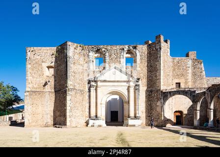 Cuilapan de Guerrero, Oaxaca, Mexiko, das ehemalige Kloster von Santiago Apostolin Cuilapan de Guerrero Stockfoto