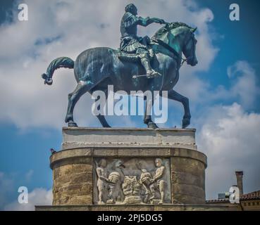 Bronzene Reiterstatue von Gattamelata von Donatello, 1453. Piazza del Santo, Padua, Italien Stockfoto