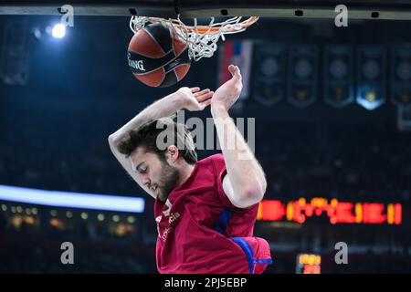 Belgrad, Serbien, 28. März 2023. Alex Abrines vom FC Barcelona erwärmt sich während des EuroLeague-Spiels der Turkish Airlines 2022/2023 zwischen Partizan Mozzart Bet Belgrad und dem FC Barcelona in der stark Arena in Belgrad, Serbien. 28. März 2023. Kredit: Nikola Krstic/Alamy Stockfoto