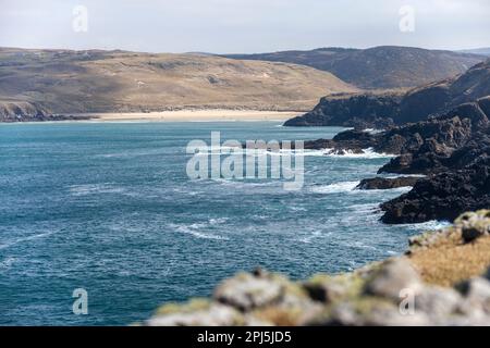 Blick zurück in Richtung Farr Bay von der Landzunge nahe Bettyhill, Highland, Schottland Stockfoto