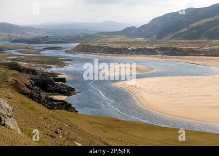 Blick auf den River Naver in Torrisdale Bay in Richtung Bettyhill, Sutherland, Schottland Stockfoto