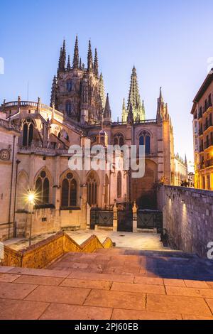 Sonnenuntergang in der Kathedrale von Burgos, Spanien. Stockfoto