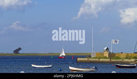 Anfahrt zum Hafen mit Blick auf Graswarder, Heiligenhafen, Schleswig-Holstein, Deutschland Stockfoto