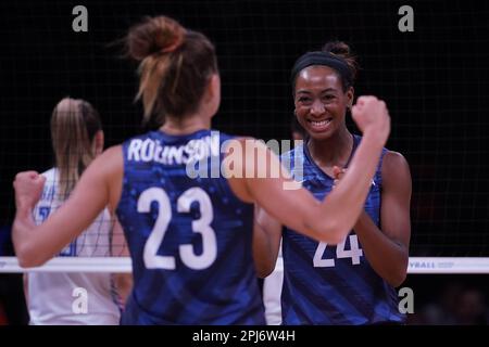 ANKARA, TURKIYE - 13. JULI 2022: Ogbogu Chiaka in den USA gegen Serbien VNL-Viertelfinale in der Ankara Arena Stockfoto