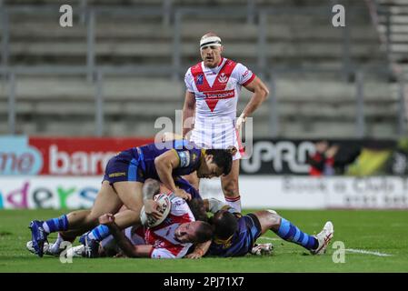 St. Helens, Großbritannien. 31. März 2023. James Roby #9 aus St. Helens sieht während des Spiels der Betfred Super League Round 7 St. Helens gegen Wakefield Trinity im Totally Wicked Stadium, St Helens, Großbritannien, 31. März 2023 (Foto von Mark Cosgrove/News Images) in St. Helens, Großbritannien, am 3./31. März 2023. (Foto: Mark Cosgrove/News Images/Sipa USA) Guthaben: SIPA USA/Alamy Live News Stockfoto