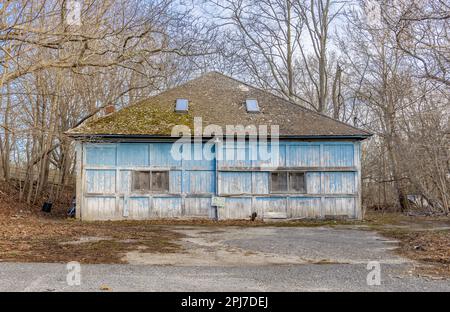 Eine alte vernachlässigte Scheune in Bridgehampton, New York Stockfoto