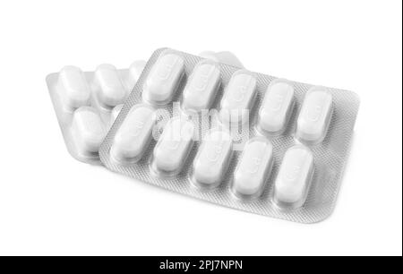 Calciumergänzungspillen in Blisterpackungen auf weißem Hintergrund Stockfoto