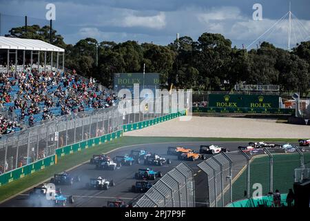 Melbourne, Australie. 01. April 2023. Rennen 1 starten und starten während der 2. Runde der FIA-Formel-3-Meisterschaft 2023 vom 31. März bis 2. April 2023 auf dem Albert Park Circuit in Melbourne, Australien – Foto Xavi Bonilla/DPPI Credit: DPPI Media/Alamy Live News Stockfoto