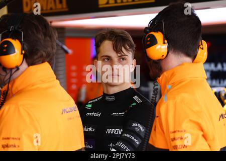 Melbourne, Australien. 01. April 2023. Oscar Piastri (AUS) McLaren. 01.04.2023. Formel-1-Weltmeisterschaft, Rd 3, Australian Grand Prix, Albert Park, Melbourne, Australien, Qualifikationstag. Das Foto sollte wie folgt lauten: XPB/Press Association Images. Kredit: XPB Images Ltd/Alamy Live News Stockfoto