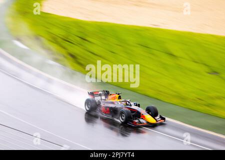 Melbourne, Australien. 31. März 2023. Ayumu Iwasa aus Japan und das Dammteam, das während der Qualifizierung F2 auf der Grand-Prix-Strecke von Albert Park fährt. Kredit: SOPA Images Limited/Alamy Live News Stockfoto