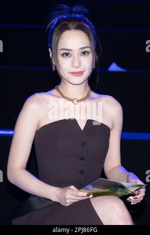 SHANGHAI, CHINA - 31. MÄRZ 2023 - Schauspielerin Gillian Chung posiert während der Shanghai Fashion Week AW2023 in Shanghai, 31. März 2023. Stockfoto