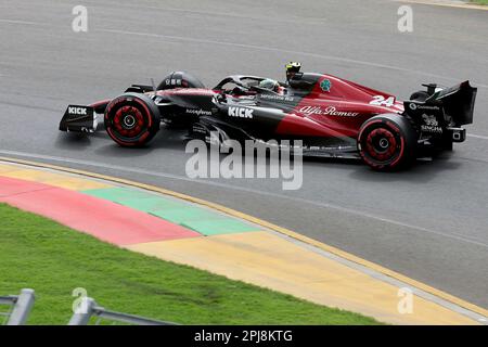 Melbourne, Australien. 01. April 2023. 1. April 2023, Albert Park, Melbourne, FORMEL 1 ROLEX AUSTRALIAN GRAND PRIX 2023, im Bild Guanyu Zhou (CHN), Alfa Romeo F1 Team Stake Credit: dpa/Alamy Live News Stockfoto