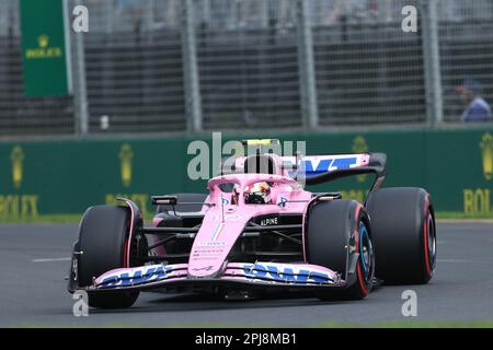 Albert Park, Melbourne, Victoria, Australien. 01. April 2023. FIA Formel-1-Weltmeisterschaft 2023 – Formel-1-Rolex-Grand Prix in Australien – Pierre Gasly von Frankreich fährt mit dem (10) BWT Alpine F1 Team und fährt A523 km während der FIA Formel-1-Weltmeisterschaft 2023 – Bildgutschrift: brett keating/Alamy Live News Stockfoto