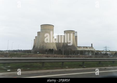 Blick auf ein Elektrowerk in Birmingham von einem Auto-, Energie- und Energiesystem. Hochwertiges Foto Stockfoto