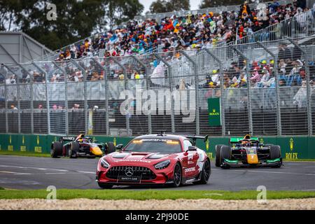 Safety Car während der 3. Runde der FIA-Formel-2-Meisterschaft 2023 vom 31. März bis 2. April 2023 auf dem Albert Park Circuit in Melbourne, Australien - Foto: Diederik Van der Laan/DPPI/LiveMedia Credit: Independent Photo Agency/Alamy Live News Stockfoto