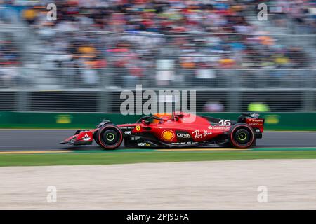 Melbourne, Australien, 1. April 2023. Charles Leclerc (16) auf dem Weg nach Scuderia Ferrari während der Formel 1, der sich am 01. April 2023 beim australischen Formel 1 Grand Prix auf der Melbourne Grand Prix Circuit in Albert Park, Australien qualifiziert. Kredit: Dave Hewison/Speed Media/Alamy Live News Stockfoto