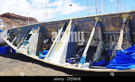 Migrantenboote im Hafen von La Restinga, El Hierro, Kanarische Inseln, Spanien, Europa, Stockfoto