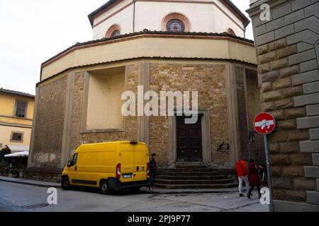 Rotonda degli Scolari („Gelehrte Rotunde“), teilweise erbaut von Brunelleschi, im Auftrag der Medici in Florenz Stockfoto