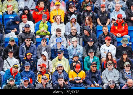 Melbourne, Victoria, Australien. 1. April 2023. MELBOURNE, AUSTRALIEN - 01. APRIL: Fans beim australischen Grand Prix 2023 im Albert Park in Melbourne, Australien (Kreditbild: © Chris Putnam/ZUMA Press Wire) NUR REDAKTIONELLE VERWENDUNG! Nicht für den kommerziellen GEBRAUCH! Kredit: ZUMA Press, Inc./Alamy Live News Stockfoto