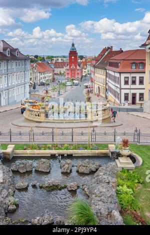 Gotha: Blick vom Schlossberg über den Wasserkunst am Hauptmarkt, Altes Rathaus in Thüringen, Thüringen, Deutschland Stockfoto