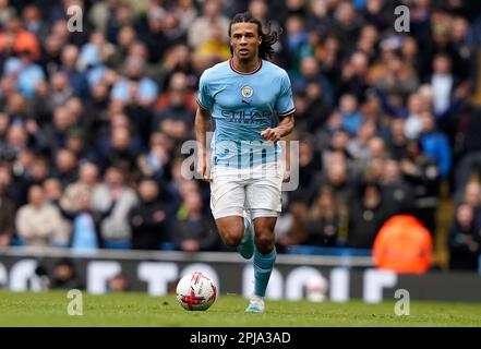 Manchester, Großbritannien. 1. April 2023. Nathan Ake aus Manchester City während des Premier League-Spiels im Etihad Stadium, Manchester. Der Bildausdruck sollte lauten: Andrew Yates/Sportimage Credit: Sportimage/Alamy Live News Stockfoto