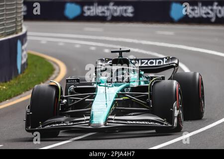 Melbourne, Victoria, Australien. 1. April 2023. MELBOURNE, AUSTRALIEN - 01. APRIL: Lance Walk of Canada fährt den Aston Martin AMR23 Mercedes während des kostenlosen Trainings beim Grand Prix 2023 in Australien im Albert Park in Melbourne, Australien (Kreditbild: © Chris Putnam/ZUMA Press Wire) NUR REDAKTIONELLER GEBRAUCH! Nicht für den kommerziellen GEBRAUCH! Kredit: ZUMA Press, Inc./Alamy Live News Stockfoto