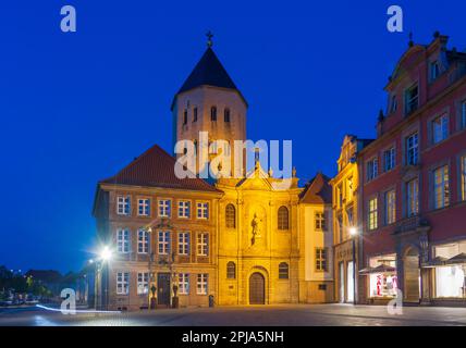 Paderborn: kirche Gaukirche St. Ulrich, Square Markt in Teutoburg Forest, Nordrhein-Westfalen, Nordrhein-Westfalen, Deutschland Stockfoto