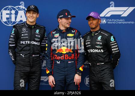 Albert Park, 1. April 2023 Max Verstappen (NED) des Teams Red Bull qualifiziert sich zuerst, George Russell (GBR) des Teams Mercedes Zweiter und Lewis Hamilton (GBR) des Teams Mercedes Third. Corleve/Alamy Live News Stockfoto