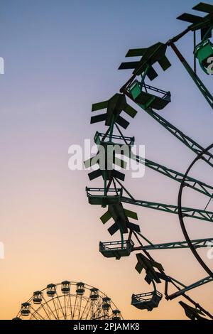 Fahrten auf dem Messegelände Pushkar Camel Fair, Rajasthan, Indien Stockfoto