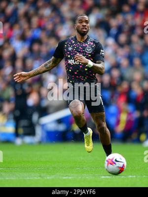 Brighton, Großbritannien. 01. April 2023. Ivan Toney aus Brentford während des Premier League-Spiels zwischen Brighton & Hove Albion und Brentford bei der Amex am 1. 2023. April in Brighton, England. (Foto von Jeff Mood/phcimages.com) Kredit: PHC Images/Alamy Live News Stockfoto