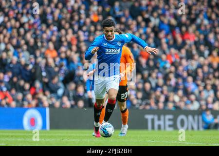 Glasgow, Großbritannien. 1. April 2023. Die Rangers spielten Dundee United im Ibrox Stadium, der Heimat der Rangers, in einem Spiel der schottischen Premiership. Die Rangers gewannen 2:0, wobei Malik Tillman (Nummer 71) beide Tore in 38 Minuten und 55 Minuten erzielte. Es war ein wichtiges Spiel für Allan McGregor, den Rangers Torwart, denn es war das 500. Spiel, das er für den Club gespielt hatte. Kredit: Findlay/Alamy Live News Stockfoto