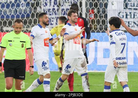 Seraing, Belgien. 01. April 2023. Gent's Hugo Cuypers feiert nach einem Tor während eines Fußballspiels zwischen RFC Seraing und KAA Gent, Samstag, den 01. April 2023 in Seraing, am 31. Tag der ersten Division der belgischen Meisterschaft „Jupiler Pro League“ von 2022-2023. BELGA FOTO BRUNO FAHY Kredit: Belga News Agency/Alamy Live News Stockfoto