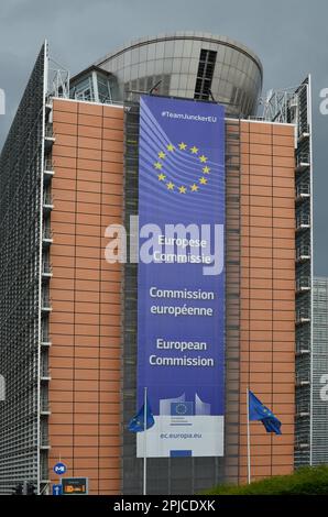 BRÜSSEL, BELGIEN - 13. JUNI 2019: Wunderschöner Blick auf das Berlaymont-Gebäude Stockfoto