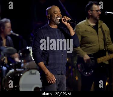 Darius Rucker nimmt am 31. März 2023 in Austin, Texas, eine Aufführung von CMT Crossroads auf der Kongressbühne vor dem Texas Capitol zur Feier der CMT Music Awards 2023 auf. © Curtis Hilbun / AFF-USA.COM Stockfoto