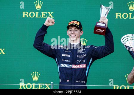 Melbourne, Australie. 02. April 2023. LECLERC Arthur (mco), DAMS, Dallara F2, Portrait Podium während der 3. Runde der FIA Formel-2-Meisterschaft 2023 vom 31. März bis 2. April 2023 auf dem Albert Park Circuit in Melbourne, Australien – Foto Xavi Bonilla/DPPI Credit: DPPI Media/Alamy Live News Stockfoto