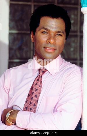 PHILIP MICHAEL THOMAS IN MIAMI VICE (1984). Kredit: UNIVERSAL TV / Album Stockfoto