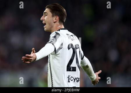 Turin, Italien. 01. April 2023. Fabio Miretti vom FC Juventus Gesten während des Fußballspiels der Serie A vor dem FC Juventus und dem FC Hellas Verona im Allianz Stadium am 1. April 2023 in Turin, Italien . Kredit: Marco Canoniero/Alamy Live News Stockfoto