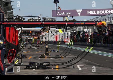 Melbourne, Australie. 02. April 2023. Pitlane während der Formel 1 Rolex Grand Prix 2023, 3. Runde der Formel-1-Weltmeisterschaft 2023 von 31. März bis 2. April 2023 auf dem Albert Park Circuit in Melbourne, Australien – Foto DPPI Credit: DPPI Media/Alamy Live News Stockfoto