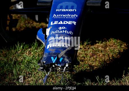 Melbourne, Australie. 02. April 2023. 23 ALBON Alexander (tha), Williams Racing FW45, Action Crash, Unfall, während des Formel 1 Rolex Grand Prix 2023, 3. Runde der Formel-1-Weltmeisterschaft 2023 vom 31. März bis 2. April 2023 auf dem Albert Park Circuit in Melbourne, Australien – Foto DPPI Credit: DPPI Media/Alamy Live News Stockfoto